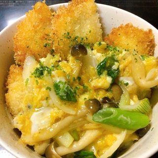 鶏カツの親子丼